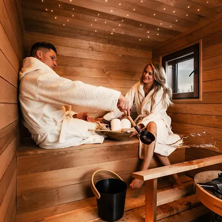 Skyview Igloo 4* Ροβανιέμι