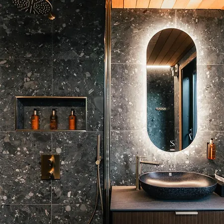 Отель Skyview Igloo 4*