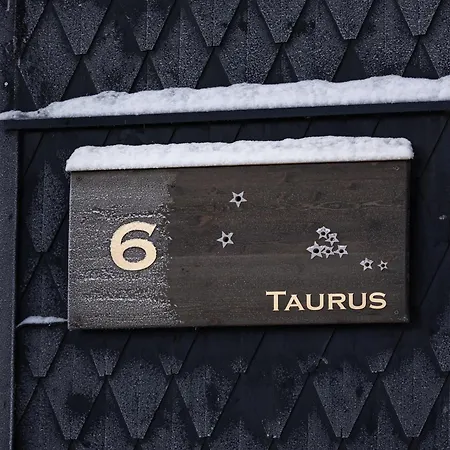 Отель Skyview Igloo Рованиеми